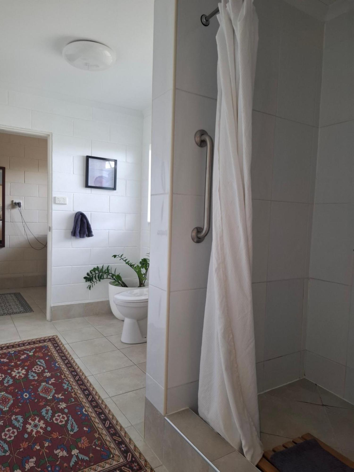 J & Ella'S Holiday House - 2 Bedroom, 2 Bathroom Home Cooktown Extérieur photo